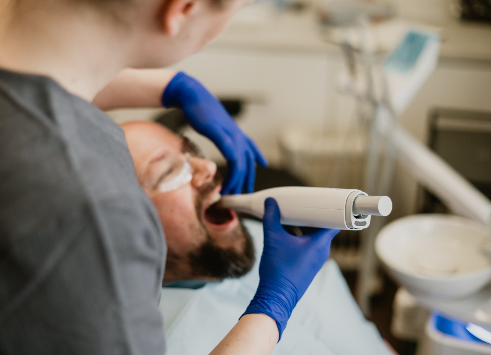 Digital intraoral scan being taken at Bespoke Dental